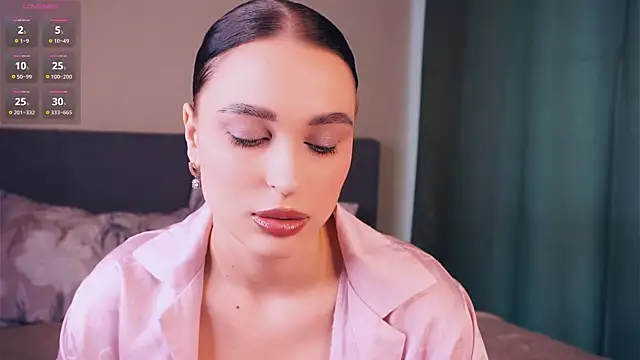 ZofiaSoshnik online show from 22, 4, 2026