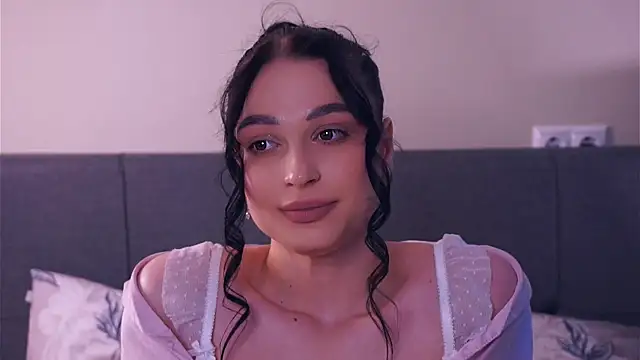 ZofiaSoshnik online show from 20, 4, 2026