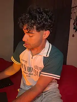 its alejandro27 online show from 19, 2, 2026