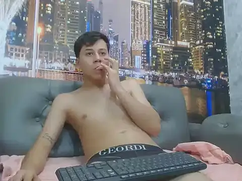 santiago xxxcol online show from 10, 4, 2026