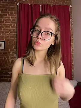 MyKittySayMeow online show from 7, 3, 2026