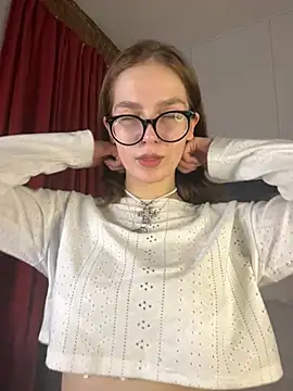 MyKittySayMeow online show from 12, 4, 2026