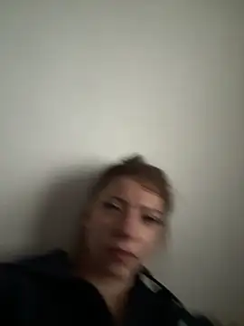 SofieKayla online show from 16, 4, 2026