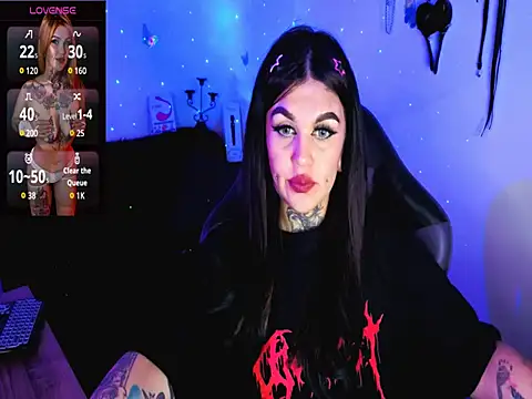 Zoeee 001 online show from 14, 3, 2026