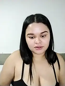 Snapshot of SamanthaStonee chatting on 14, 5, 2026 SamanthaStonee online show from 14, 5, 2026
