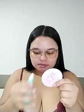 SamanthaStonee online show from 19, 4, 2026