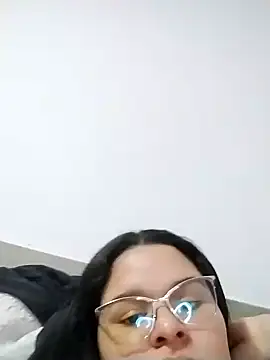 Snapshot of SamanthaStonee chatting on 1, 6, 2026 SamanthaStonee online show from 1, 6, 2026