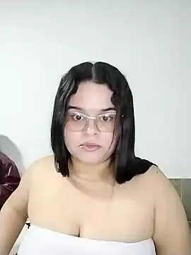 Snapshot of SamanthaStonee chatting on 13, 5, 2026 SamanthaStonee online show from 13, 5, 2026