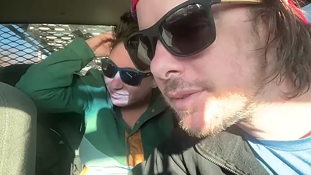 mr mrs glitter online show from 11, 4, 2026