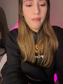 romyamo online show from 8, 4, 2026