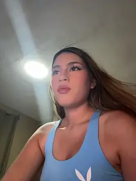 Snapshot of romyamo chatting on 15, 5, 2026 romyamo online show from 15, 5, 2026
