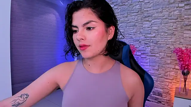 butterflyx39 online show from 14, 4, 2026