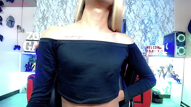 Snapshot of Karol_Vanessa__ chatting on 3, 6, 2026 Karol Vanessa online show from 3, 6, 2026
