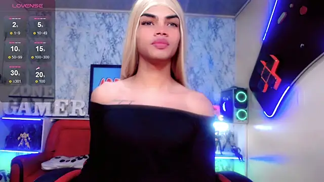 Snapshot of Karol_Vanessa__ chatting on 1, 6, 2026 Karol Vanessa online show from 1, 6, 2026