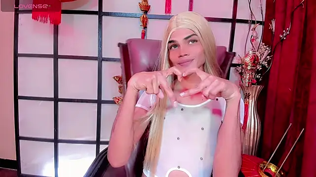 Snapshot of Karol_Vanessa__ chatting on 31, 5, 2026 Karol Vanessa online show from 31, 5, 2026