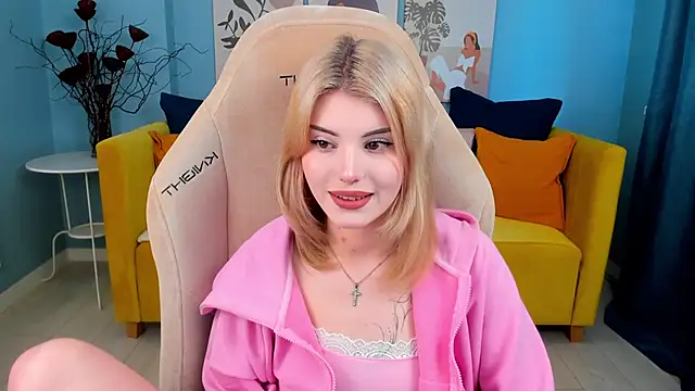 ScarletBlackwood online show from 21, 4, 2026