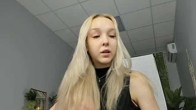 MaoqiBeverly online show from 29, 4, 2026