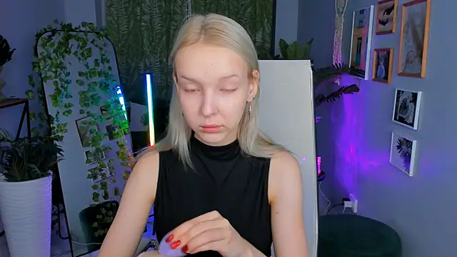 MaoqiBeverly online show from 27, 3, 2026