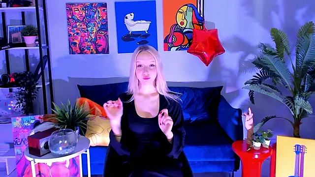 MaoqiBeverly online show from 12, 3, 2026