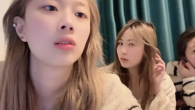 SM 0002 online show from 1, 2, 2026