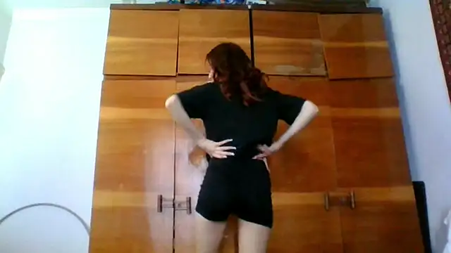 NickiKisinger online show from 22, 4, 2026