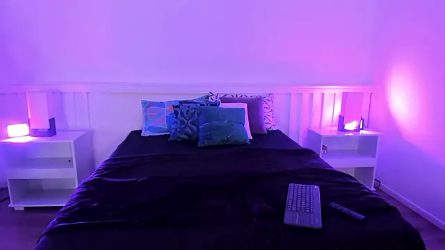 Flakiss 18 online show from 28, 2, 2026