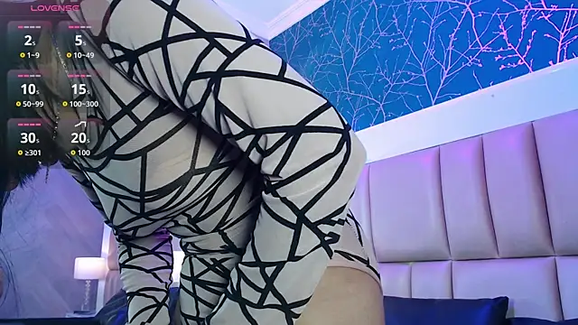 MiaKarsson online show from 22, 5, 2026