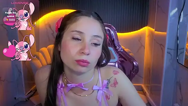 Ariana18 b online show from 26, 5, 2026