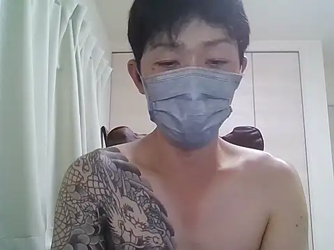 Snapshot of K0U-123 chatting on 21, 6, 2026 K0U-123 online show from 21, 6, 2026