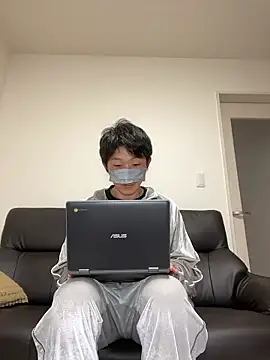 K0U-123 online show from 11, 3, 2026