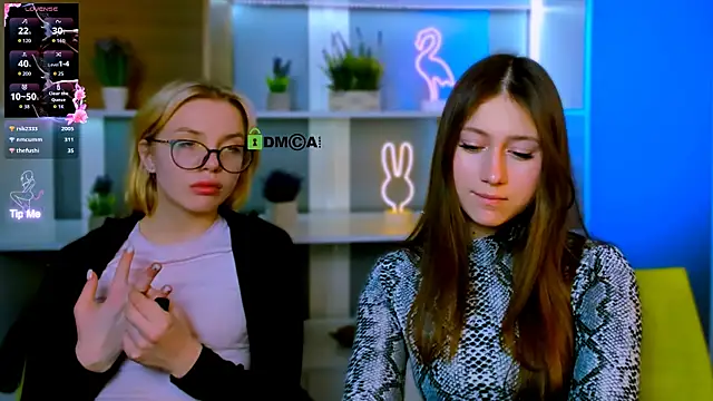 arianaa cat online show from 27, 3, 2026