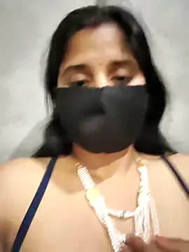 Sexy khushi19 online show from 5, 3, 2026