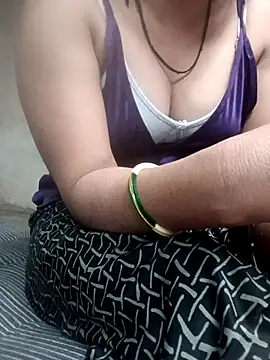 Annuhot143 online show from 10, 2, 2026