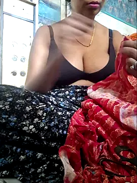 Snapshot of mistii07 chatting on 21, 6, 2026 mistii07 online show from 21, 6, 2026