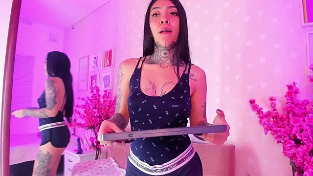 Ashley Blum  online show from 13, 2, 2026