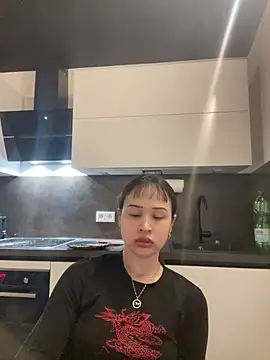 Just-Lilly online show from 15, 4, 2026