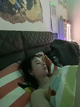 Just-Lilly online show from 4, 4, 2026