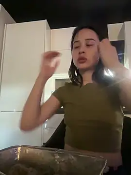 Just-Lilly online show from 23, 2, 2026