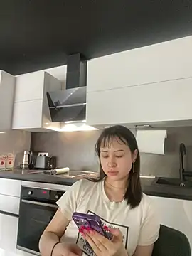 Snapshot of Just-Lilly chatting on 11, 5, 2026 Just-Lilly online show from 11, 5, 2026