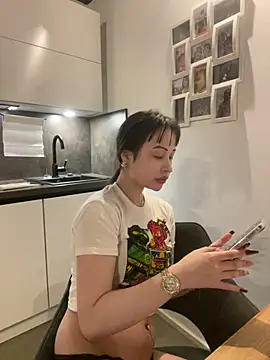 Snapshot of Just-Lilly chatting on 10, 7, 2026 Just-Lilly online show from 10, 7, 2026