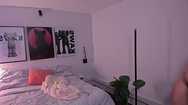 Hey lucy   online show from 28, 2, 2026