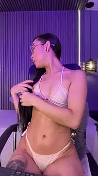 Mialarouse online show from 22, 4, 2026