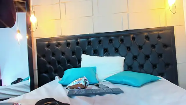 RousMature online show from 3, 4, 2026