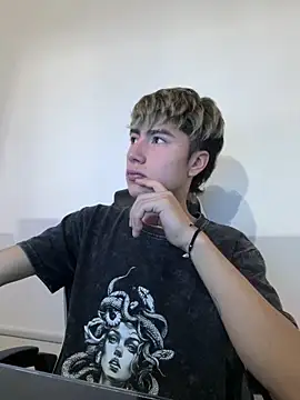 AlexanderCollman2 online show from 21, 4, 2026