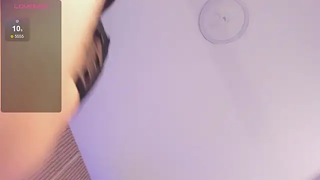 Sally Dvine online show from 6, 3, 2026