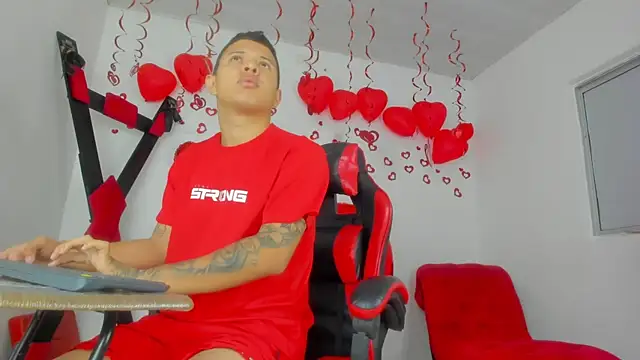 Steven and Camilo18 online show from 16, 2, 2026