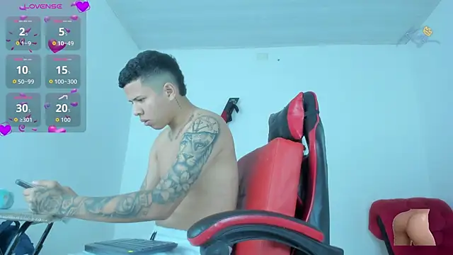 Steven and Camilo18 online show from 25, 2, 2026