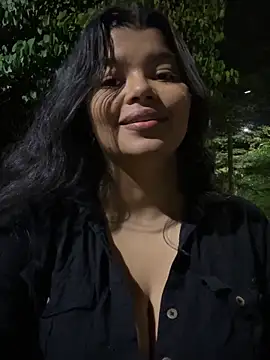 moonhelen online show from 2, 3, 2026