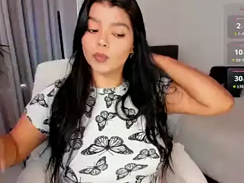 moonhelen online show from 4, 2, 2026