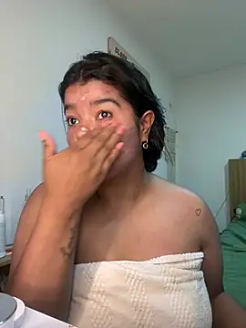 moonhelen online show from 13, 2, 2026